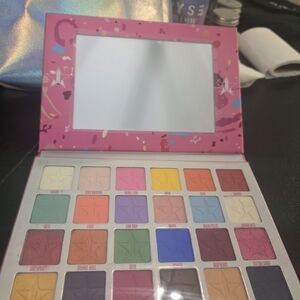 Jeffree Star Pink Eyeshadow Palette - Vibrant Pink Multi-Color Set